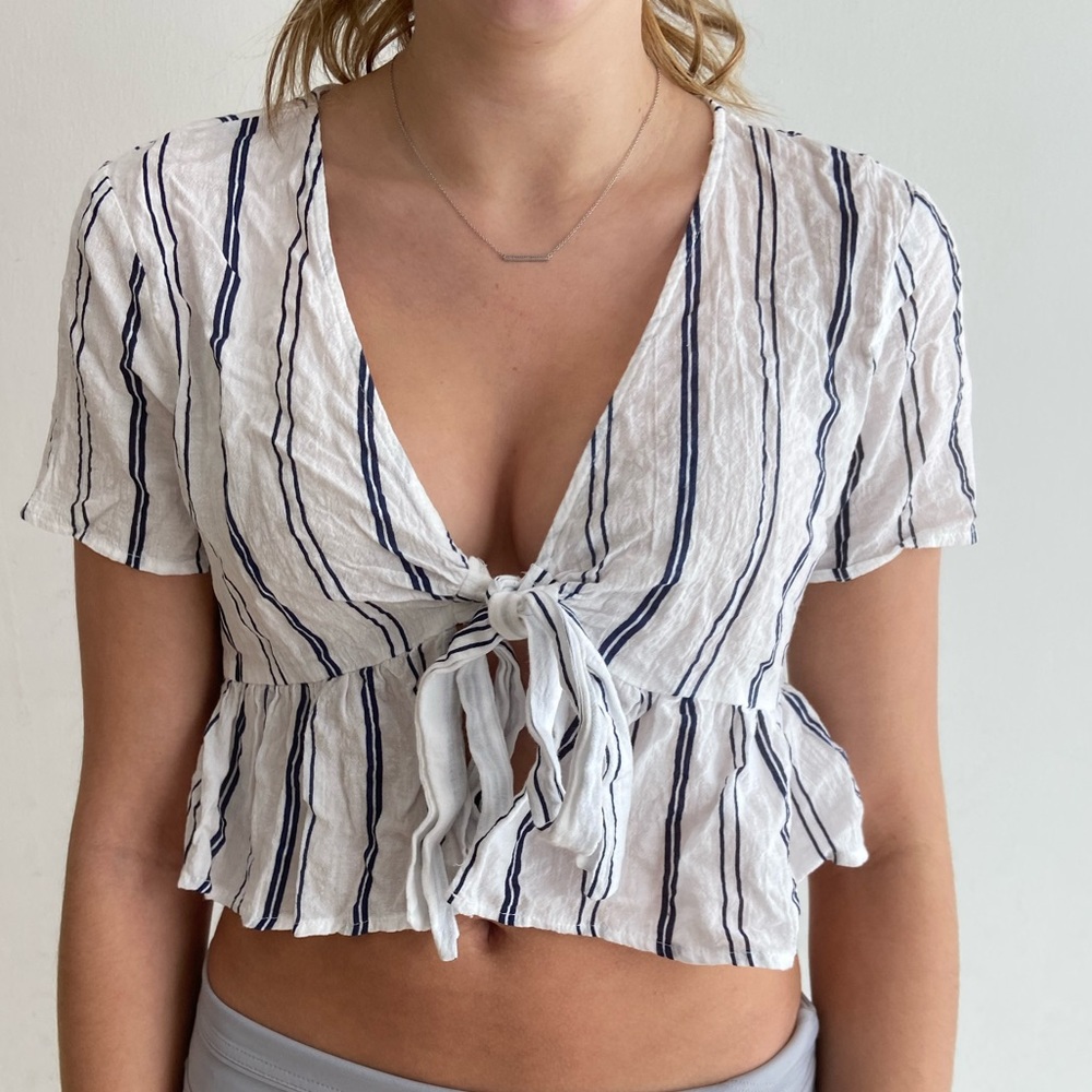 Tie front short sleeve shirt